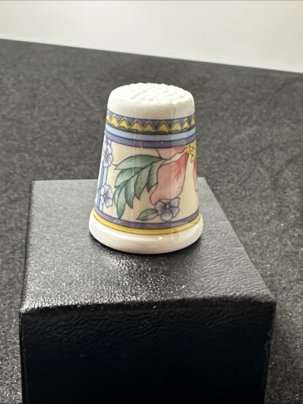 Floral Porcelain Decorative Thimble - White with Pastel Floral Pattern